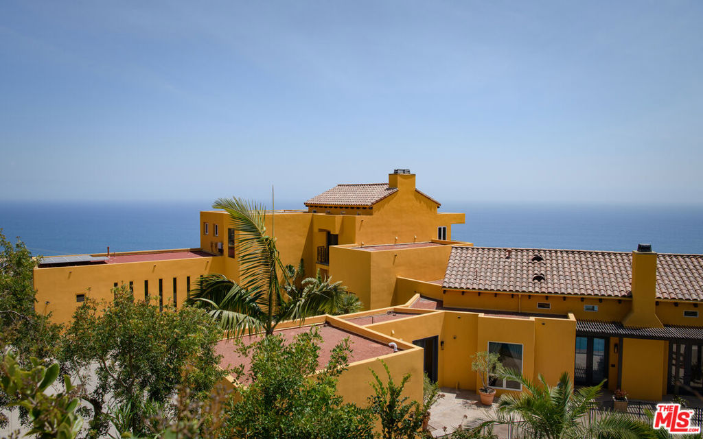 3235 Rambla Pacifico Property Photo 4