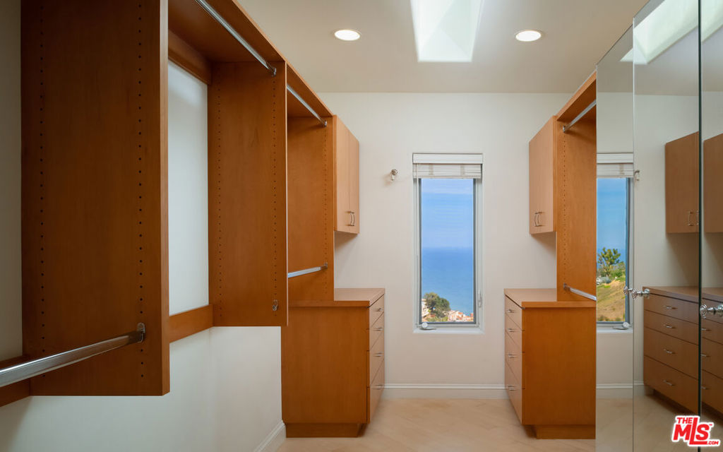 3235 Rambla Pacifico Property Photo 25
