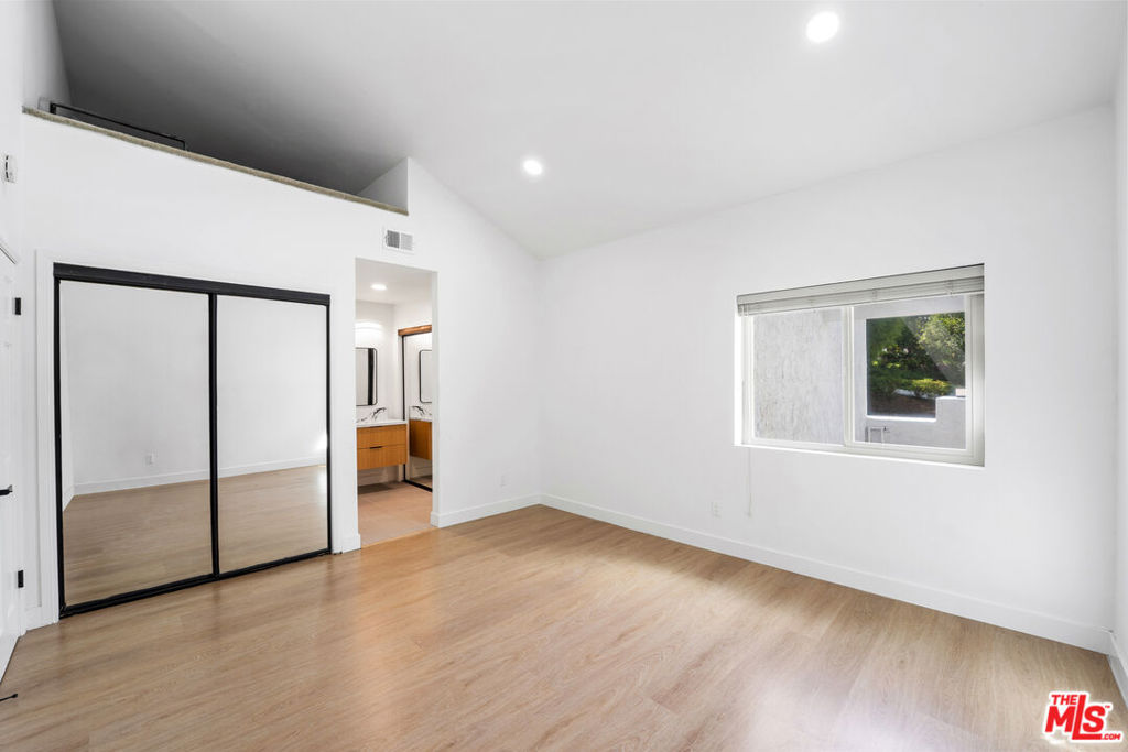 24228 Dry Canyon Cold Creek Road Property Photo 20