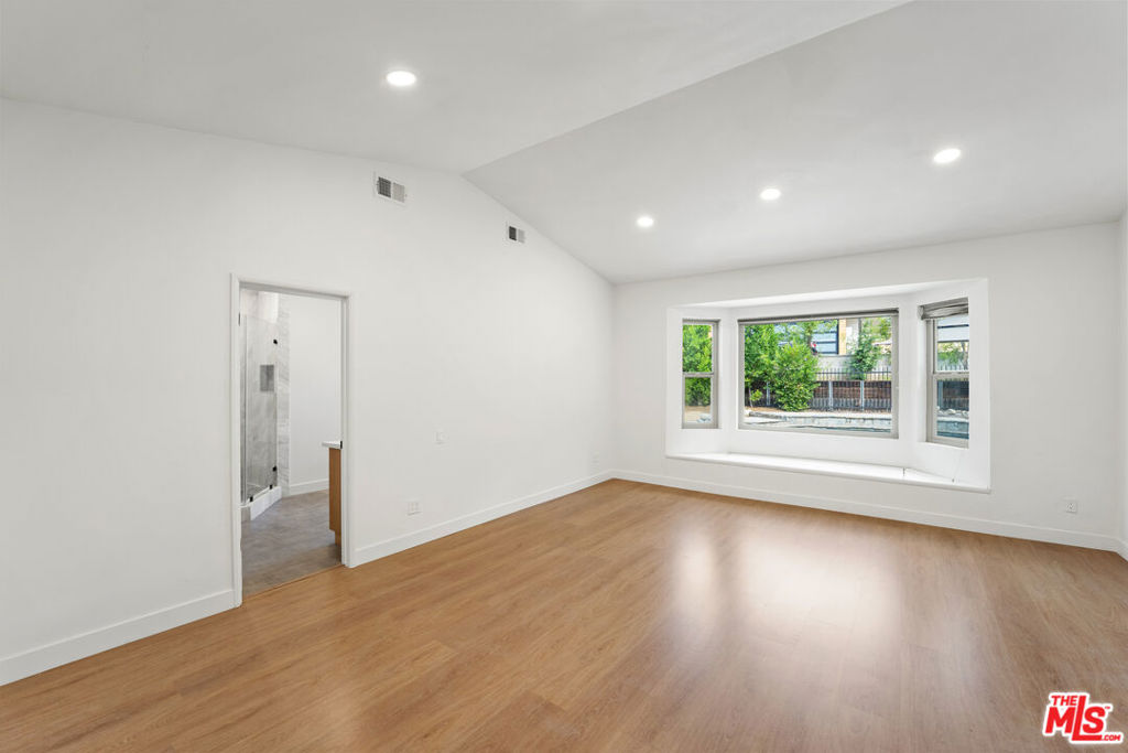 24228 Dry Canyon Cold Creek Road Property Photo 25