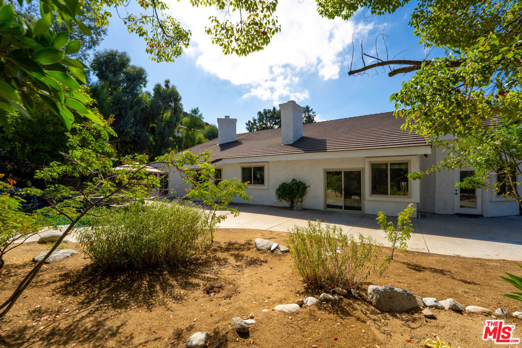 24228 Dry Canyon Cold Creek Road Property Photo 35