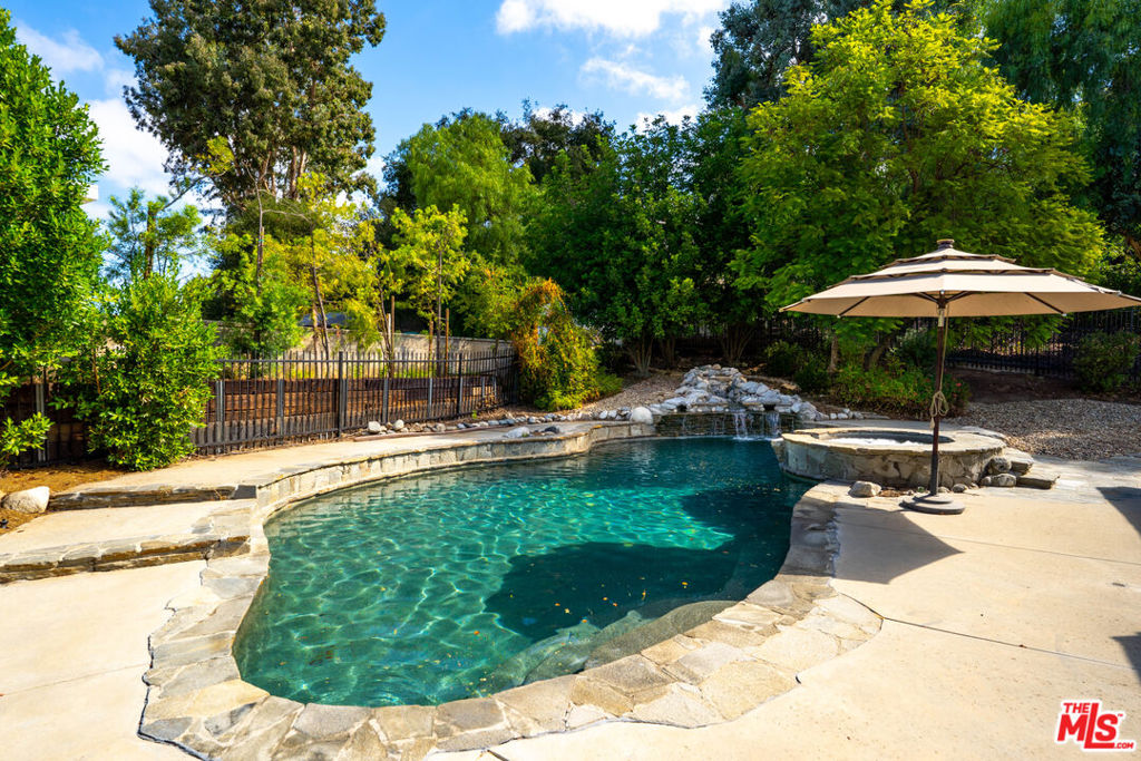 24228 Dry Canyon Cold Creek Road Property Photo 36