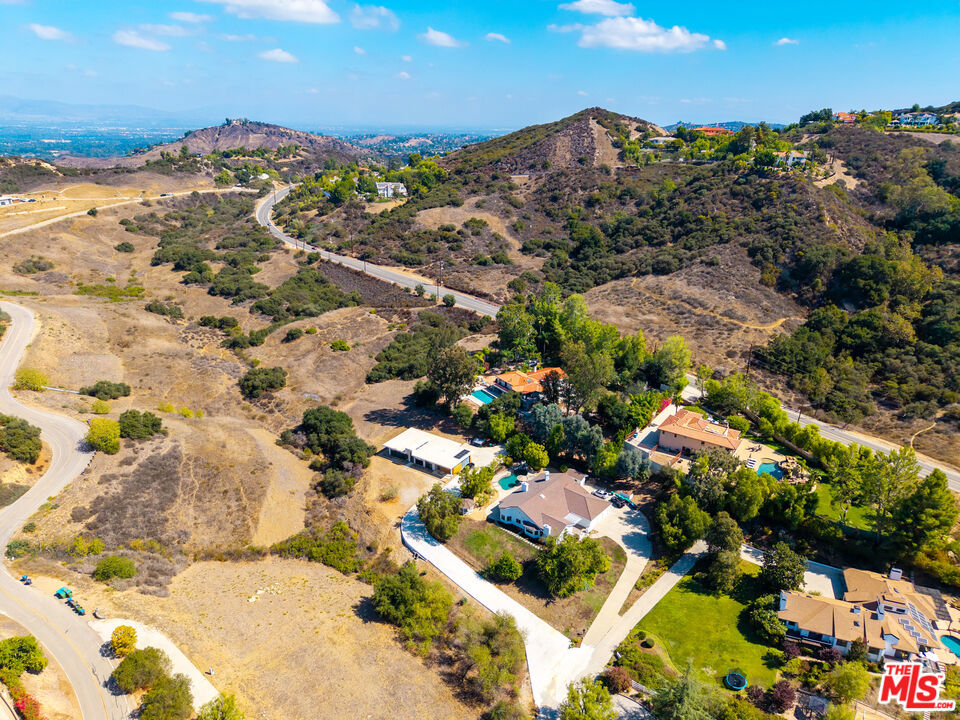 24228 Dry Canyon Cold Creek Road Property Photo 38