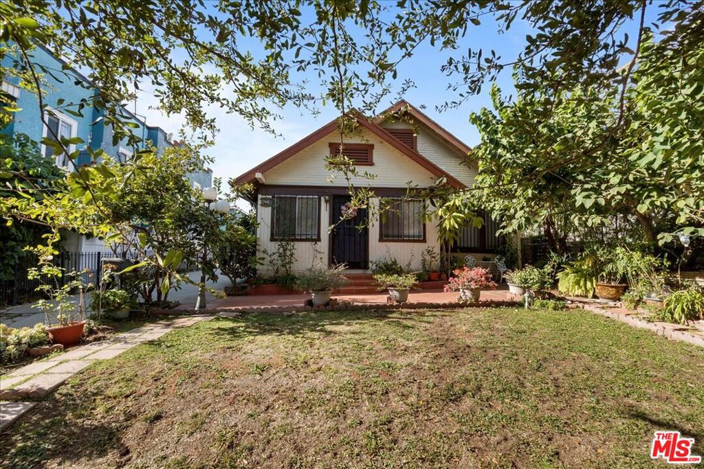 741 N Harvard Boulevard Property Photo 1