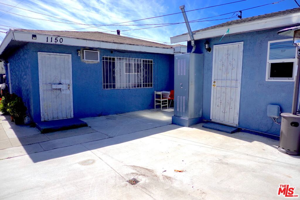 1150 E 80th Street Property Photo 3