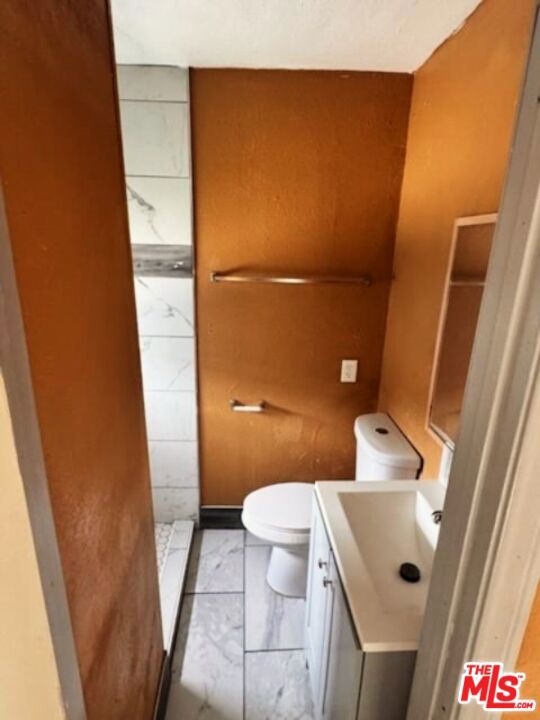1150 E 80th Street Property Photo 10