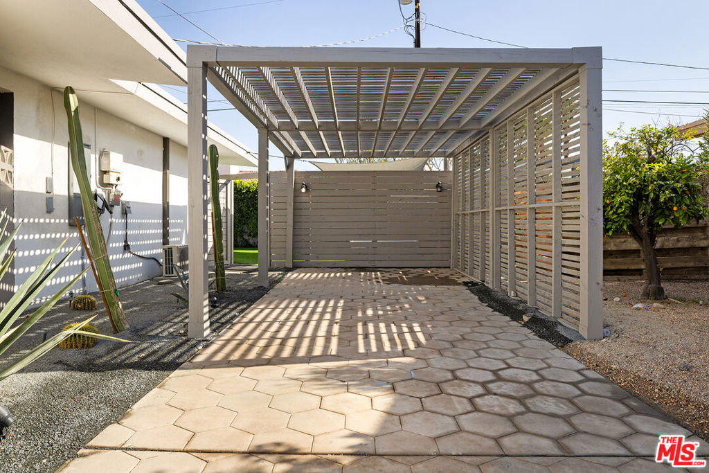 74085 Setting Sun Trail Property Photo 6