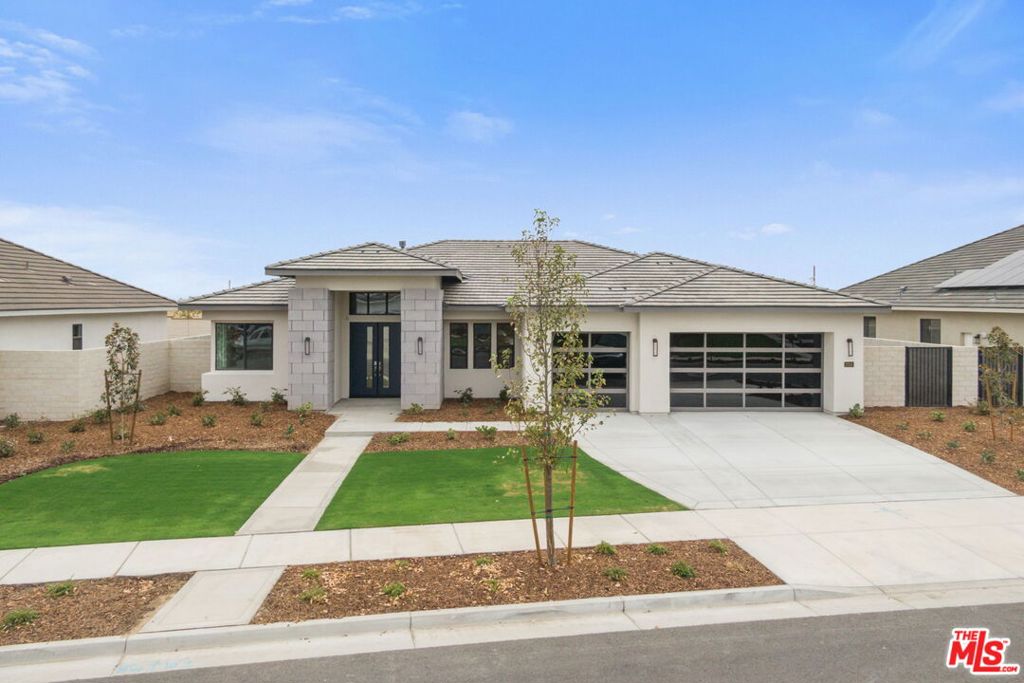 3703 Pathway Court Property Photo 1