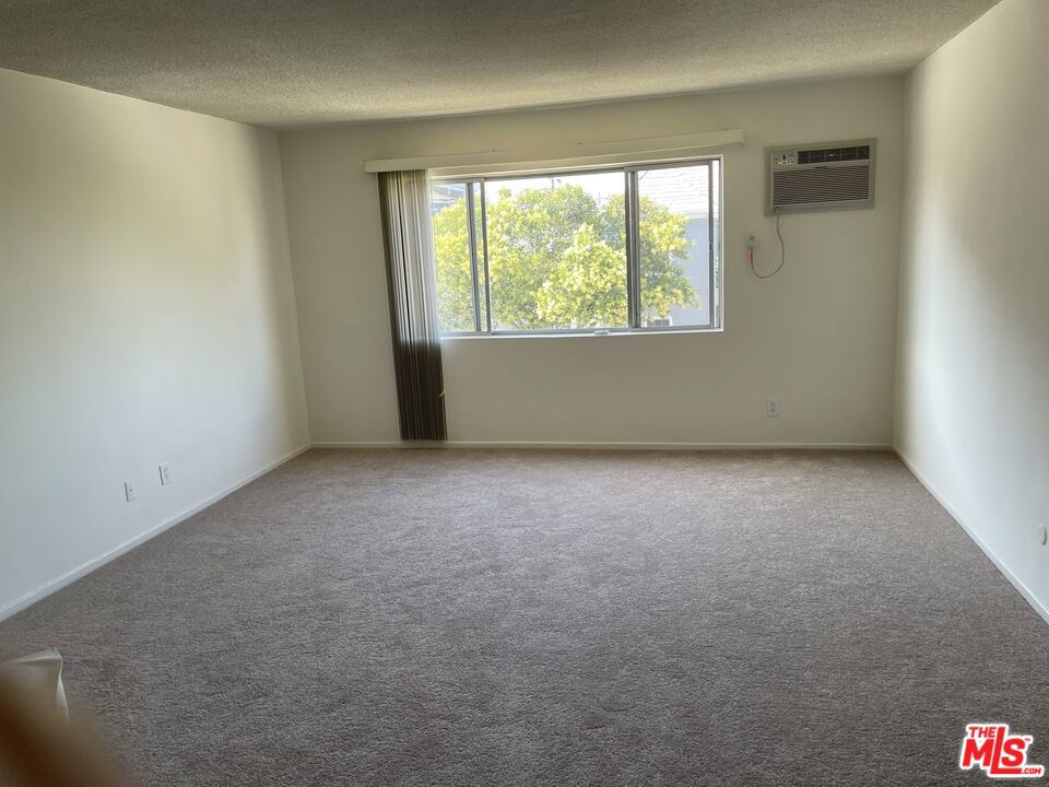 9204 Whitworth Drive 5 Property Photo 2