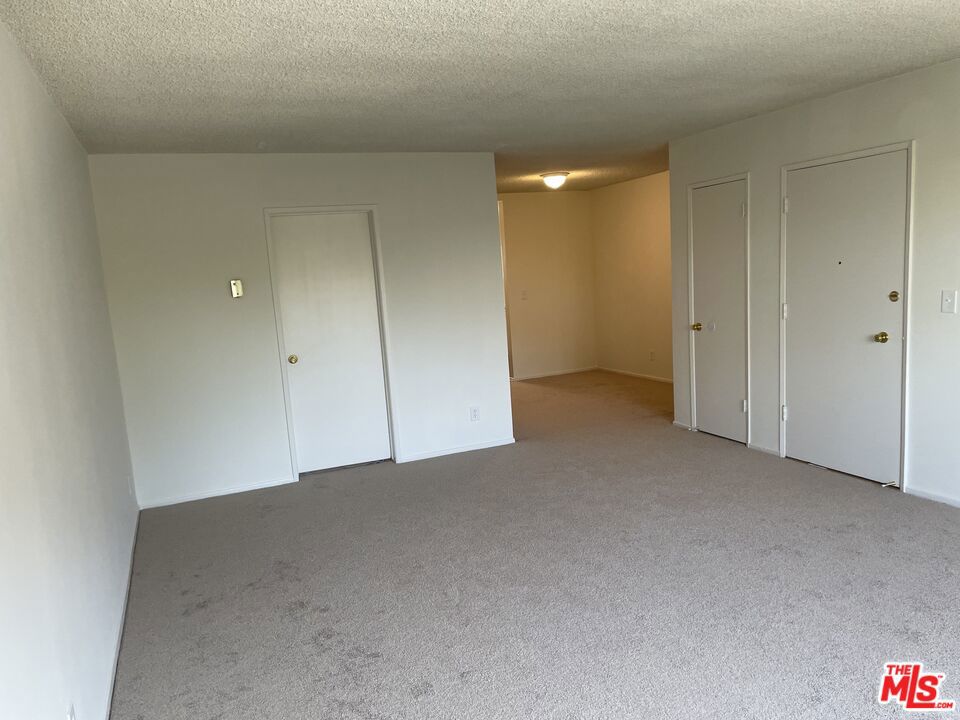 9204 Whitworth Drive 5 Property Photo 4