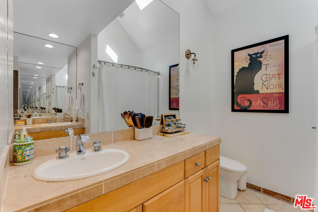 28711 Pacific Coast Highway 22 Property Photo 26