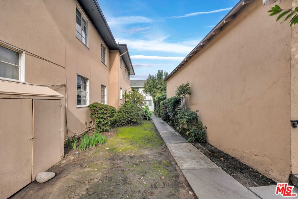 4121 Santo Tomas Drive A Property Photo 6