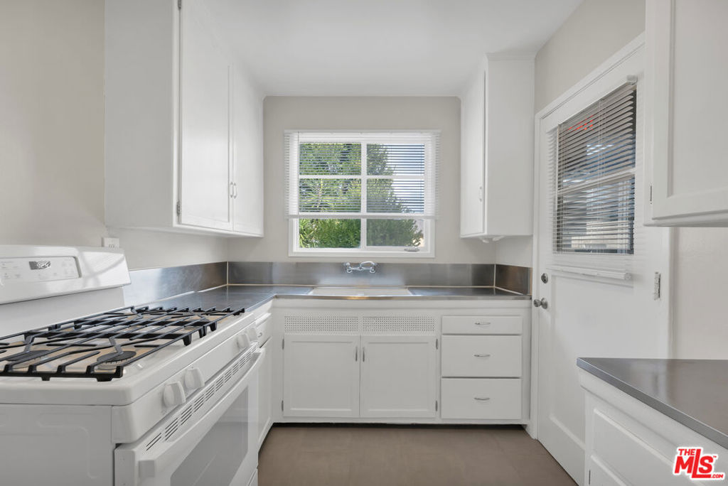 4121 Santo Tomas Drive A Property Photo 16