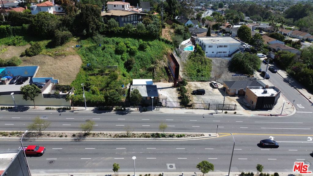 4634 W Slauson Avenue Property Photo 3