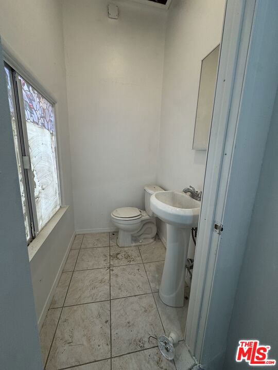 4634 W Slauson Avenue Property Photo 21
