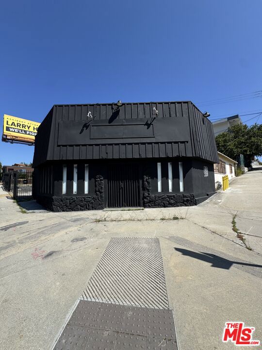 4634 W Slauson Avenue Property Photo 22