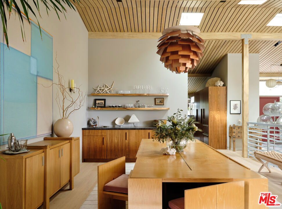 6738 Wildlife Road Property Photo 10