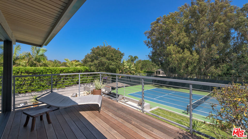 6738 Wildlife Road Property Photo 13