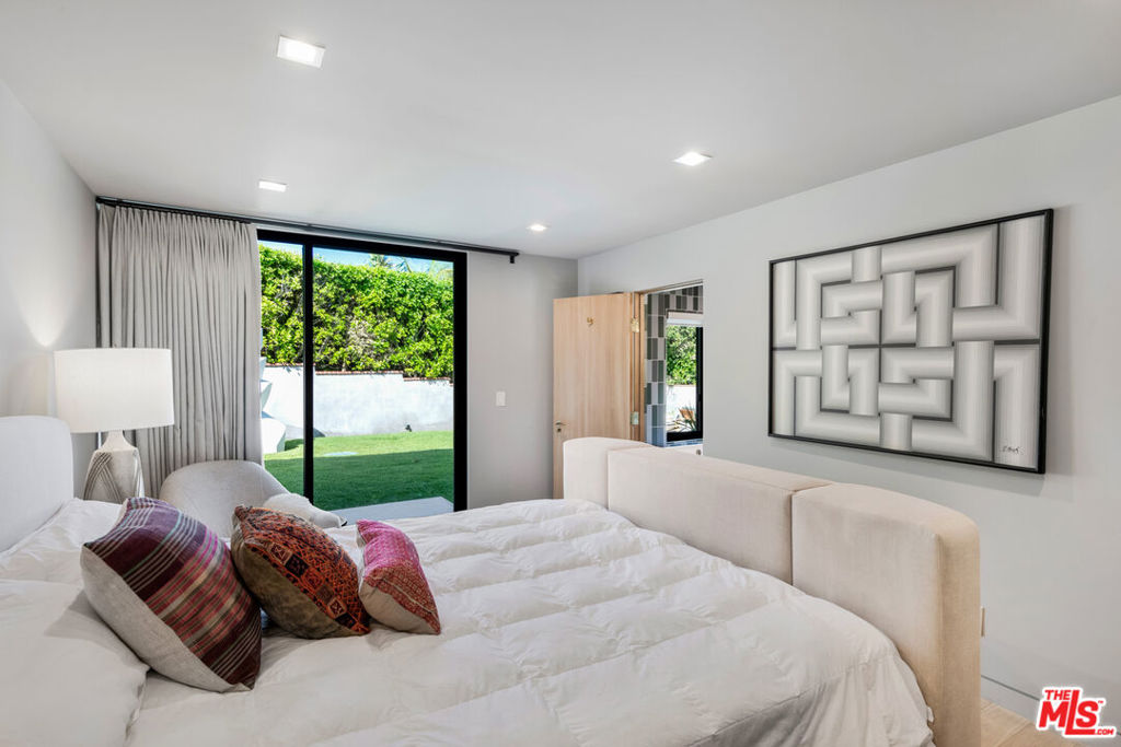 6738 Wildlife Road Property Photo 27