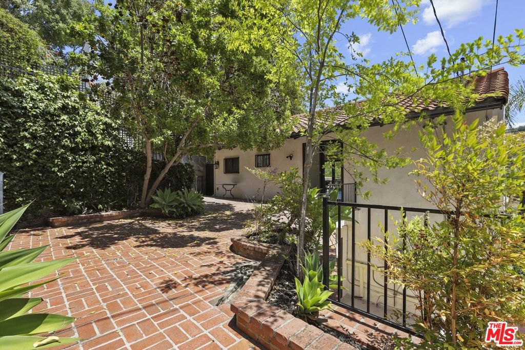 5940 Manola Way Property Photo 28