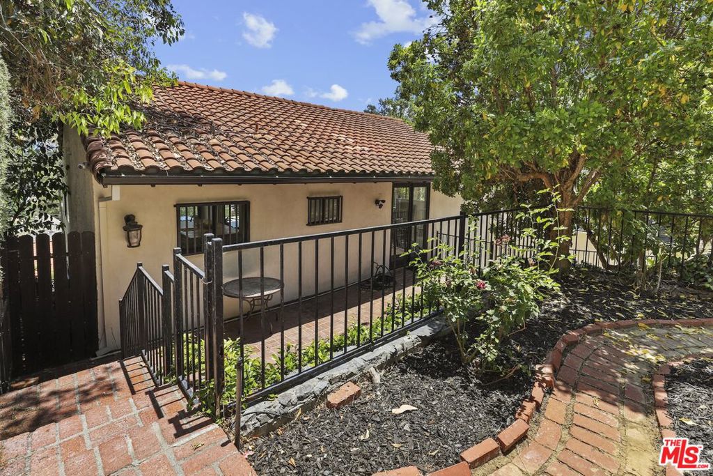 5940 Manola Way Property Photo 30