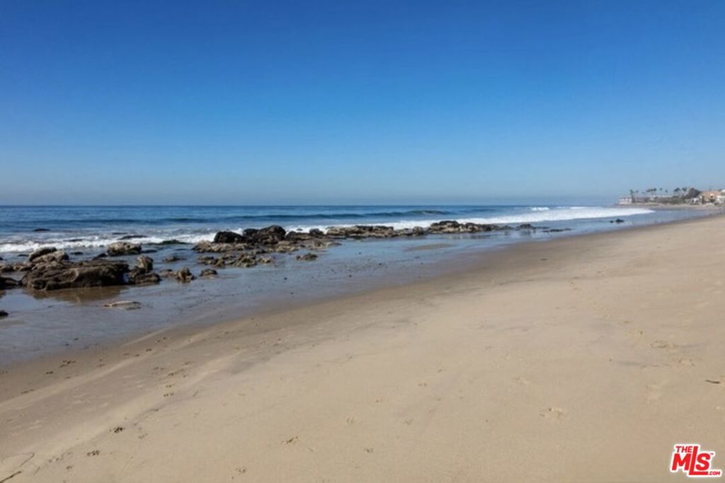 20832 Pacific Coast Highway Property Photo 2