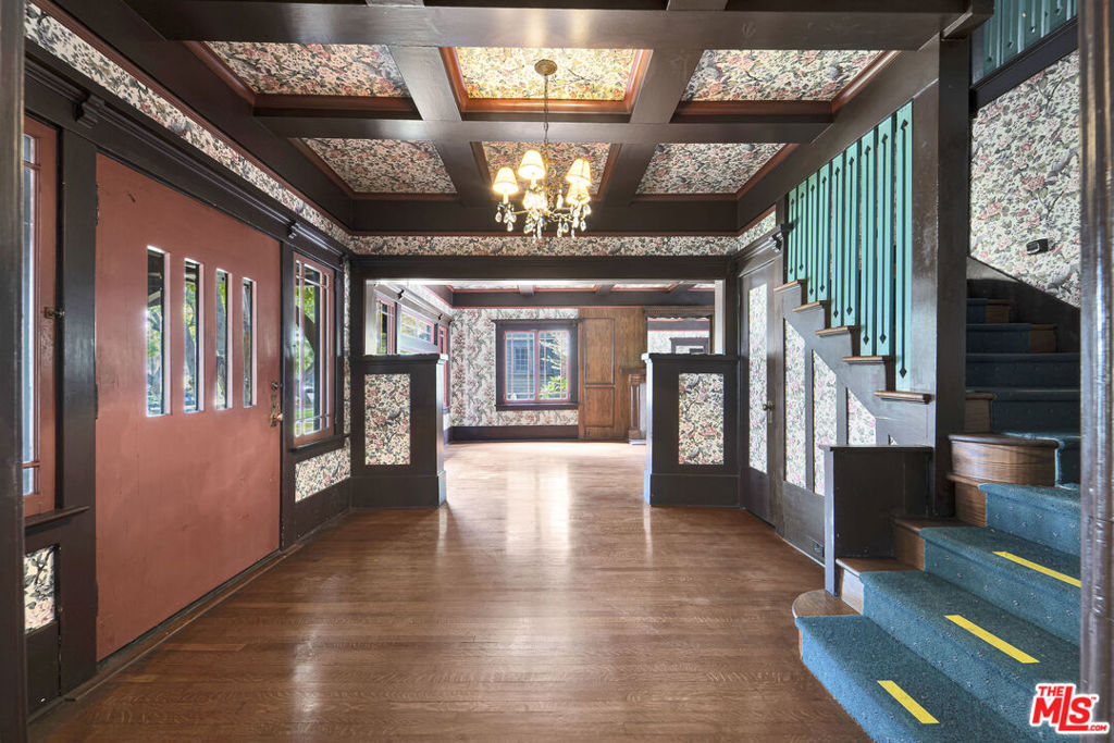 1424 Laurel Street Property Photo 5