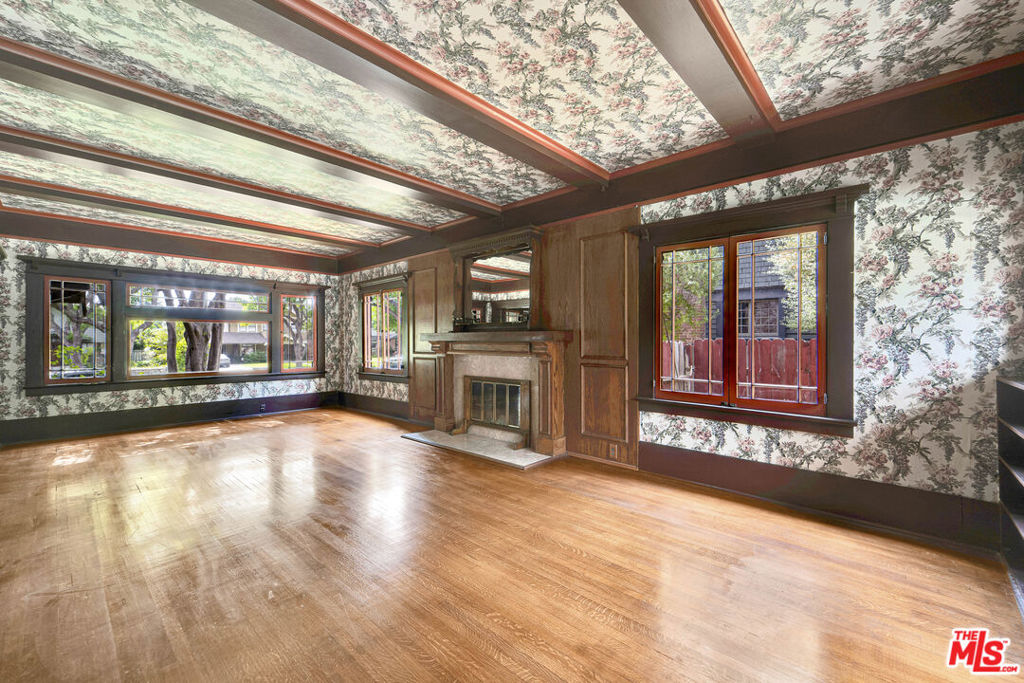 1424 Laurel Street Property Photo 9