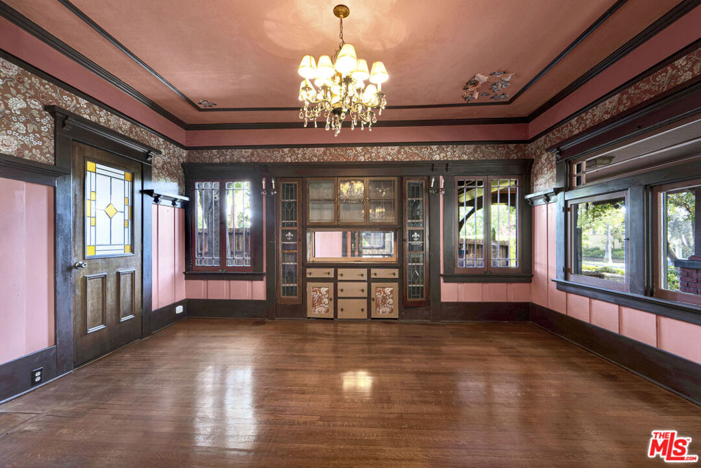 1424 Laurel Street Property Photo 10