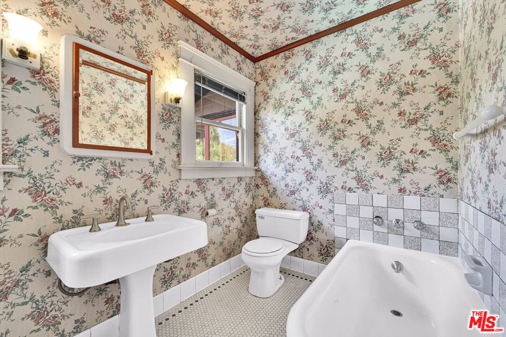 1424 Laurel Street Property Photo 28