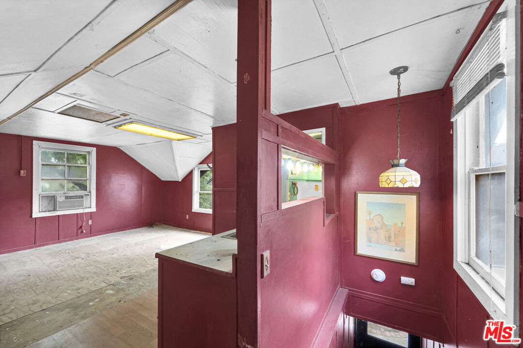 1424 Laurel Street Property Photo 40