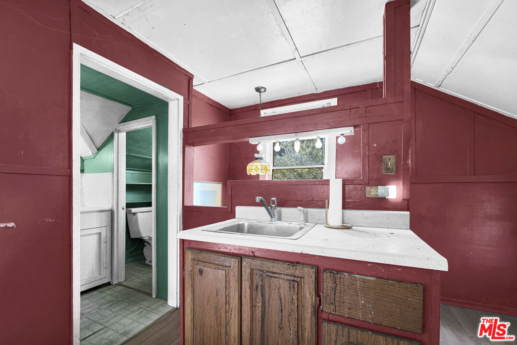 1424 Laurel Street Property Photo 42