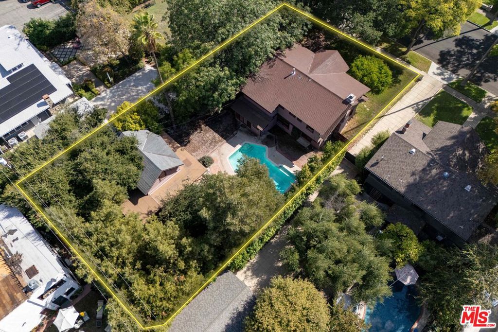 1424 Laurel Street Property Photo 46