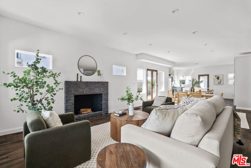 2209 West Boulevard Property Photo 1