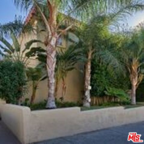 1540 N Fuller Avenue 7 Property Photo 1