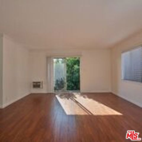 1540 N Fuller Avenue 7 Property Photo 5