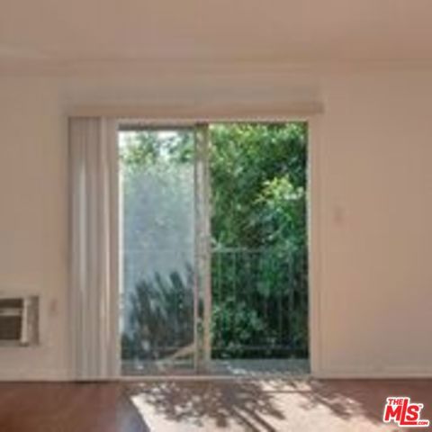 1540 N Fuller Avenue 7 Property Photo 7