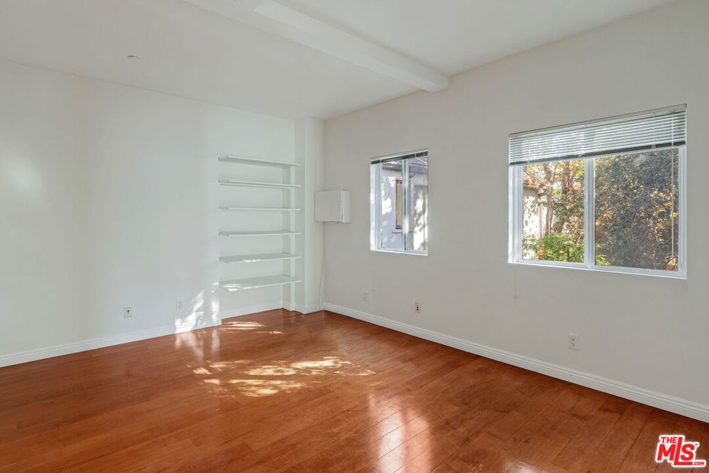 1411 Cloverfield Boulevard Property Photo 34