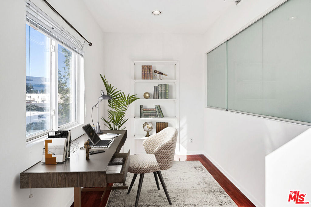 1411 Cloverfield Boulevard Property Photo 40