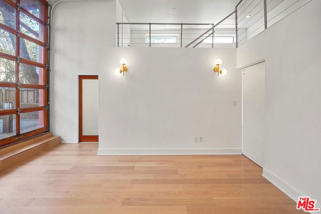 1411 Cloverfield Boulevard Property Photo 49