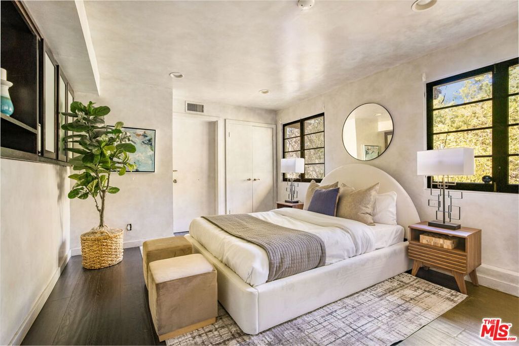 15091 Rayneta Drive Property Photo 27