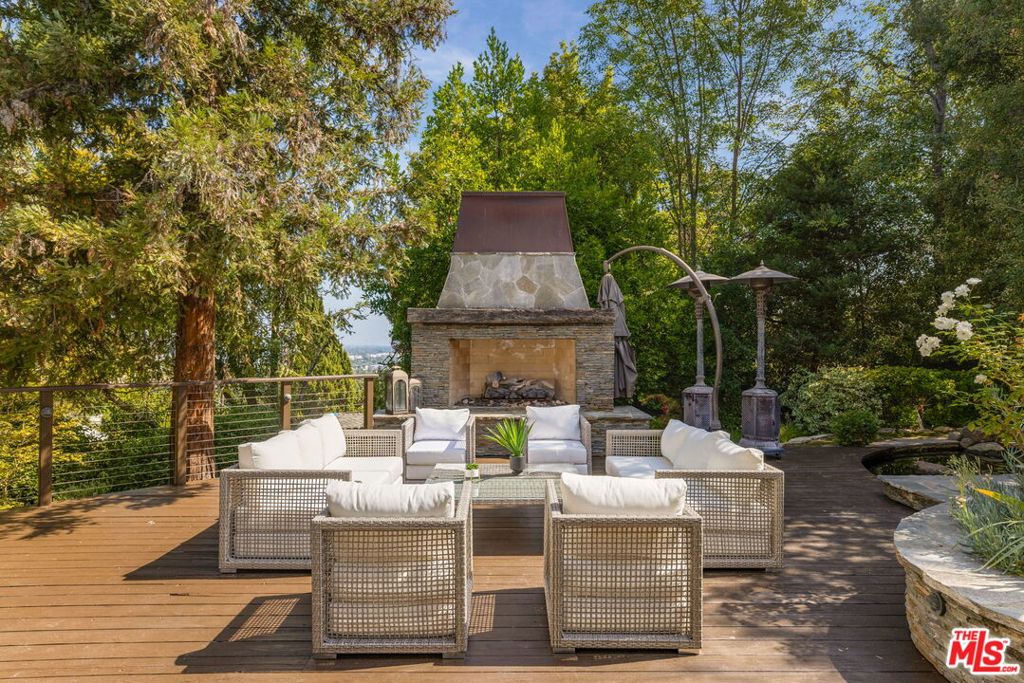 15091 Rayneta Drive Property Photo 31