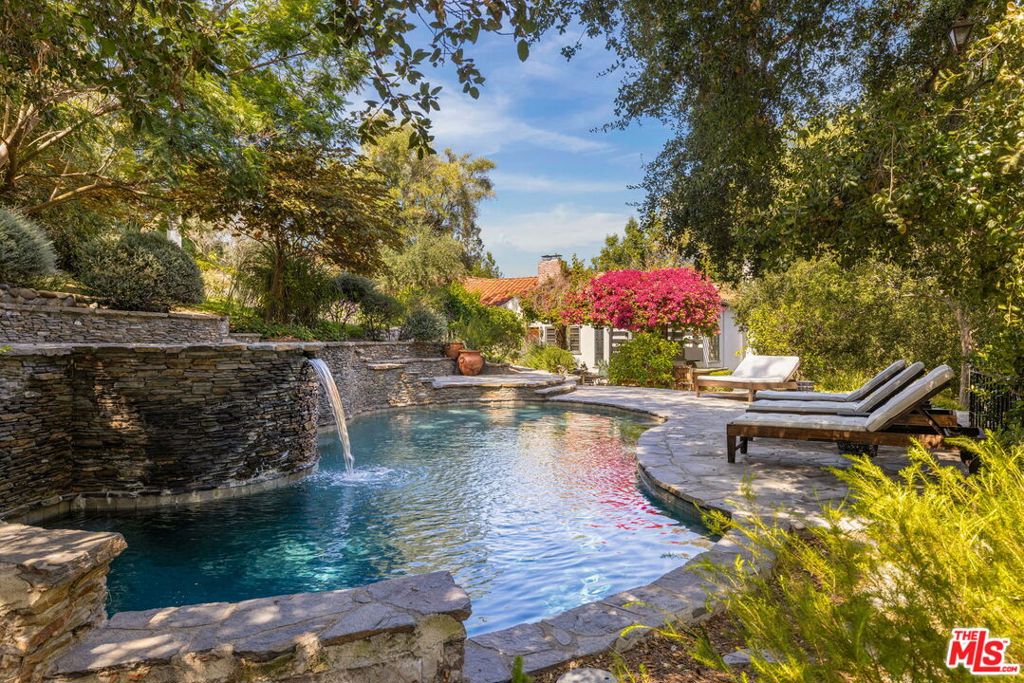 15091 Rayneta Drive Property Photo 34