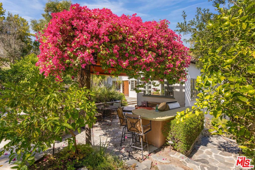 15091 Rayneta Drive Property Photo 35