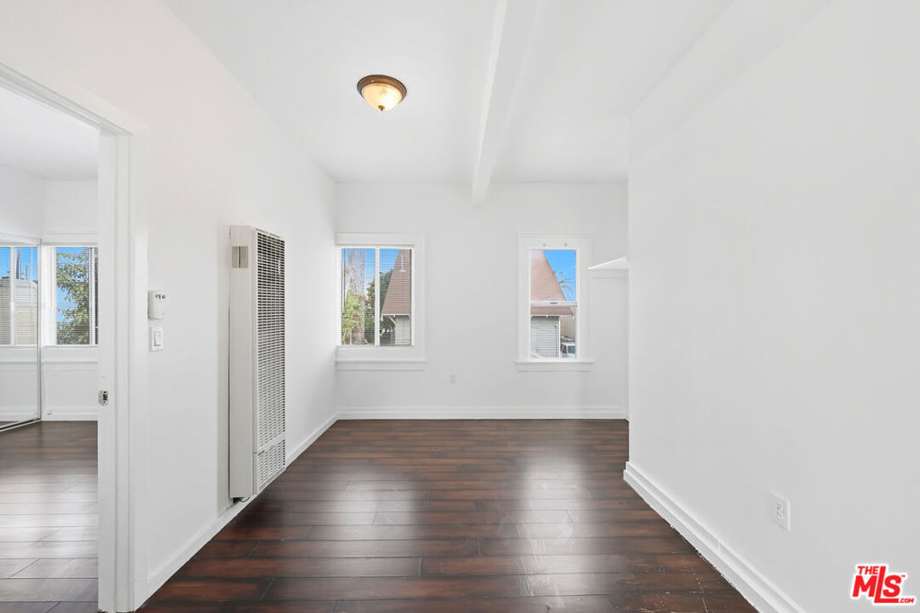 522 W Vernon Avenue Property Photo 20
