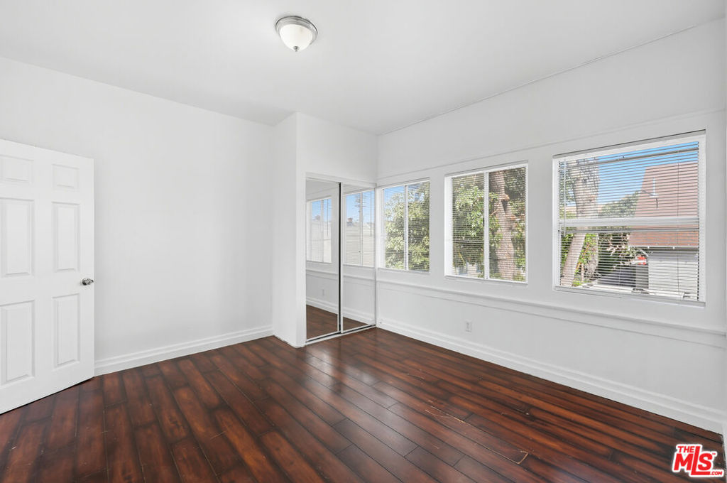 522 W Vernon Avenue Property Photo 26