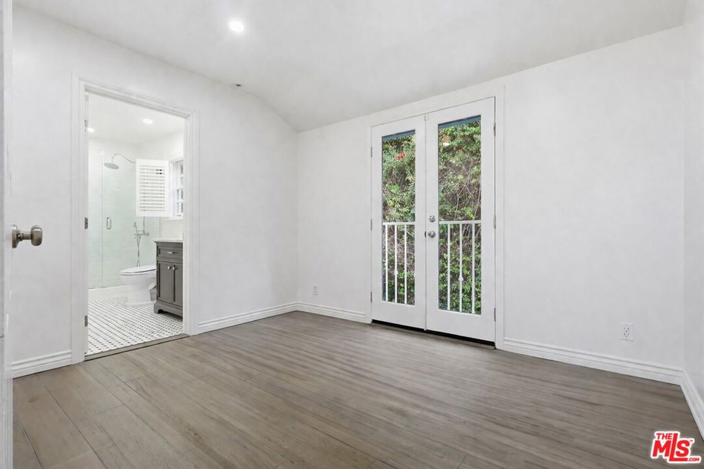 8809 Evanview Drive Property Photo 38