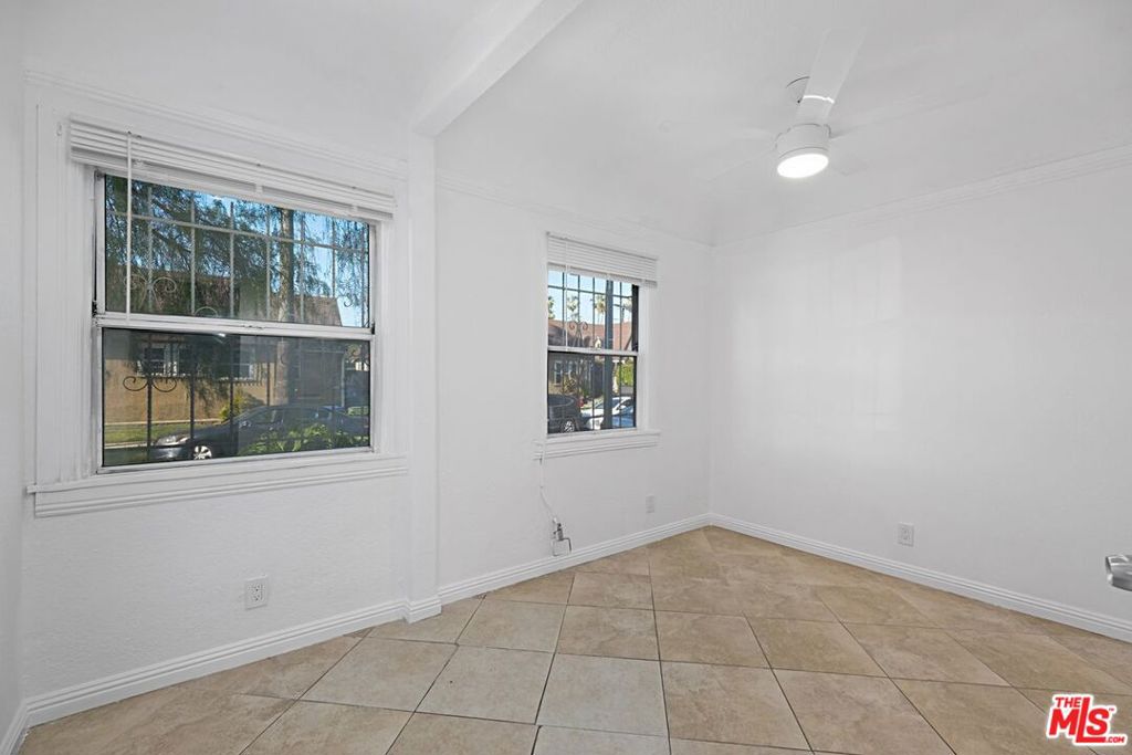 5700 S Gramercy Place Property Photo 25