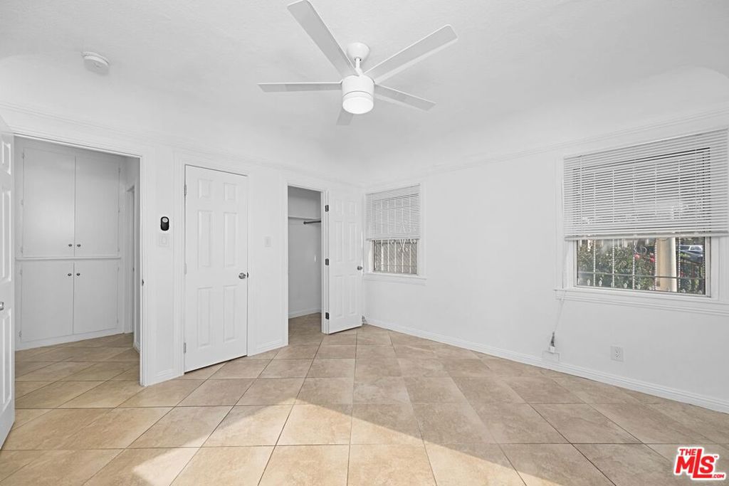 5700 S Gramercy Place Property Photo 29