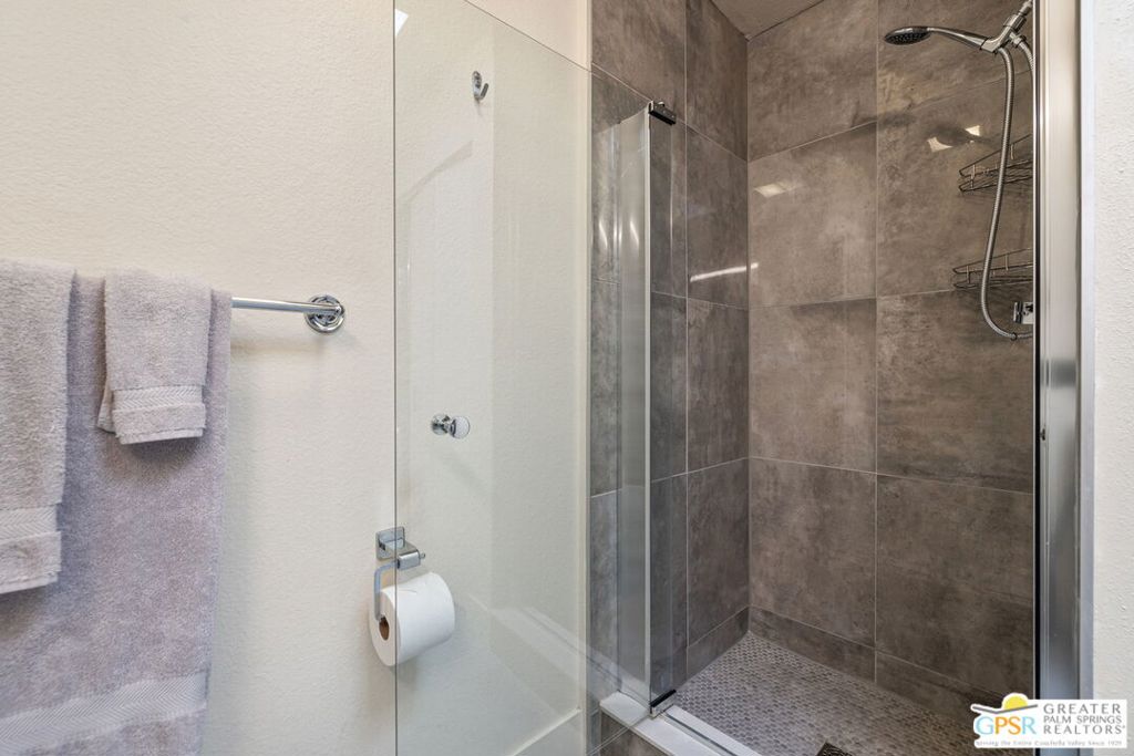 427 N Calle Rolph Property Photo 20